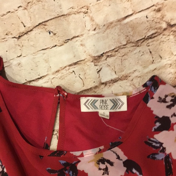 🌹Pink Rose Floral Top 🌹 - Picture 4 of 8